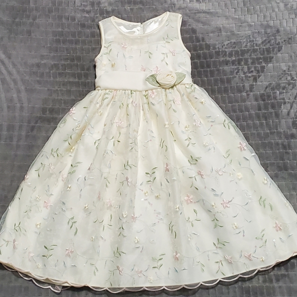 Cinderella Couture Ivory Floral Embroidered Special Occasion Girls Dress